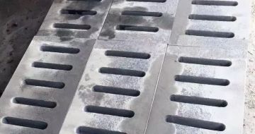 赣州 芝麻灰石材沟盖板