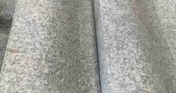 赣州芙蓉白S型拉丝面路沿石