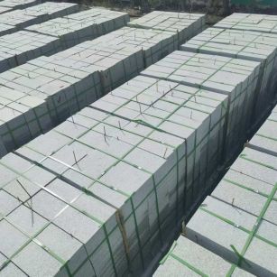 赣州 芝麻白1.8公分火烧300*600地铺，清仓大甩卖