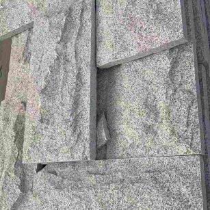 赣州 芝麻白自然面花岗岩成品板