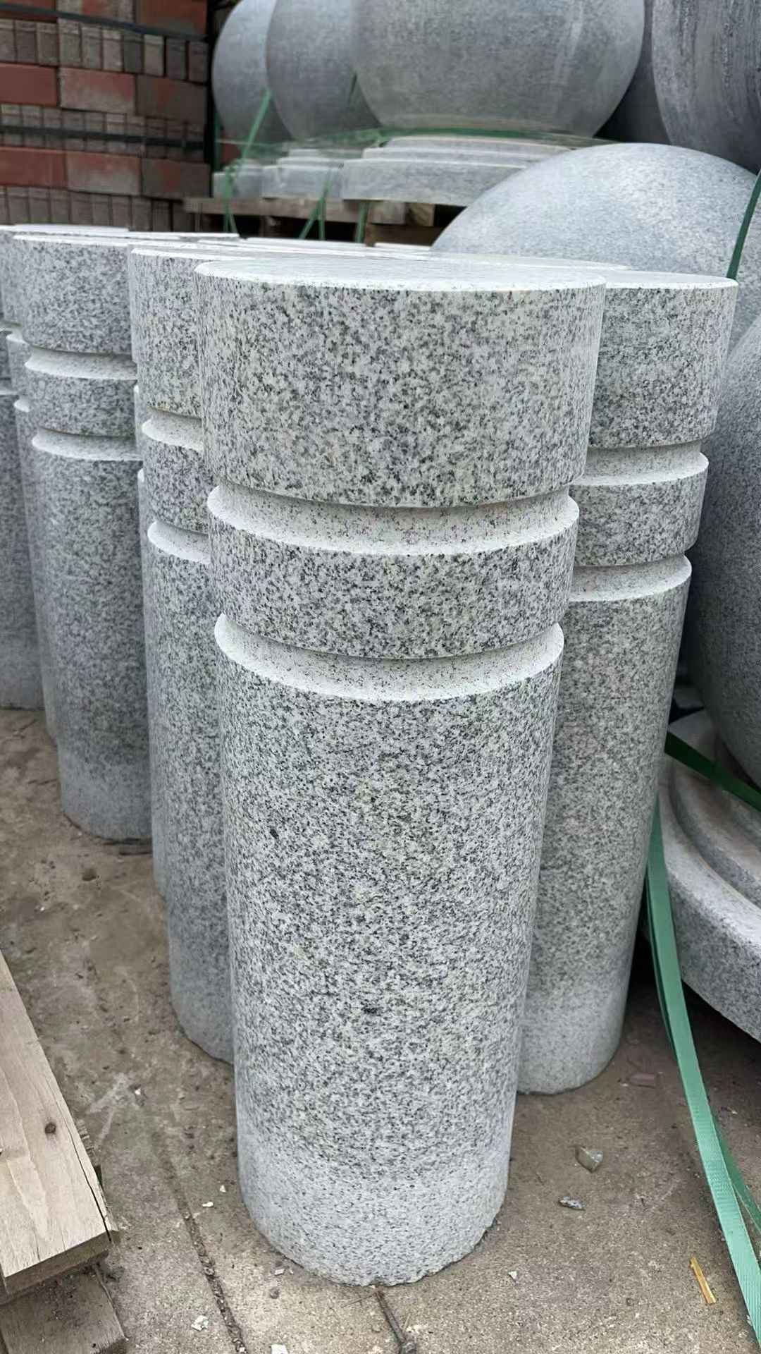 赣州 芝麻白花岗岩挡车柱、隔离柱多少钱