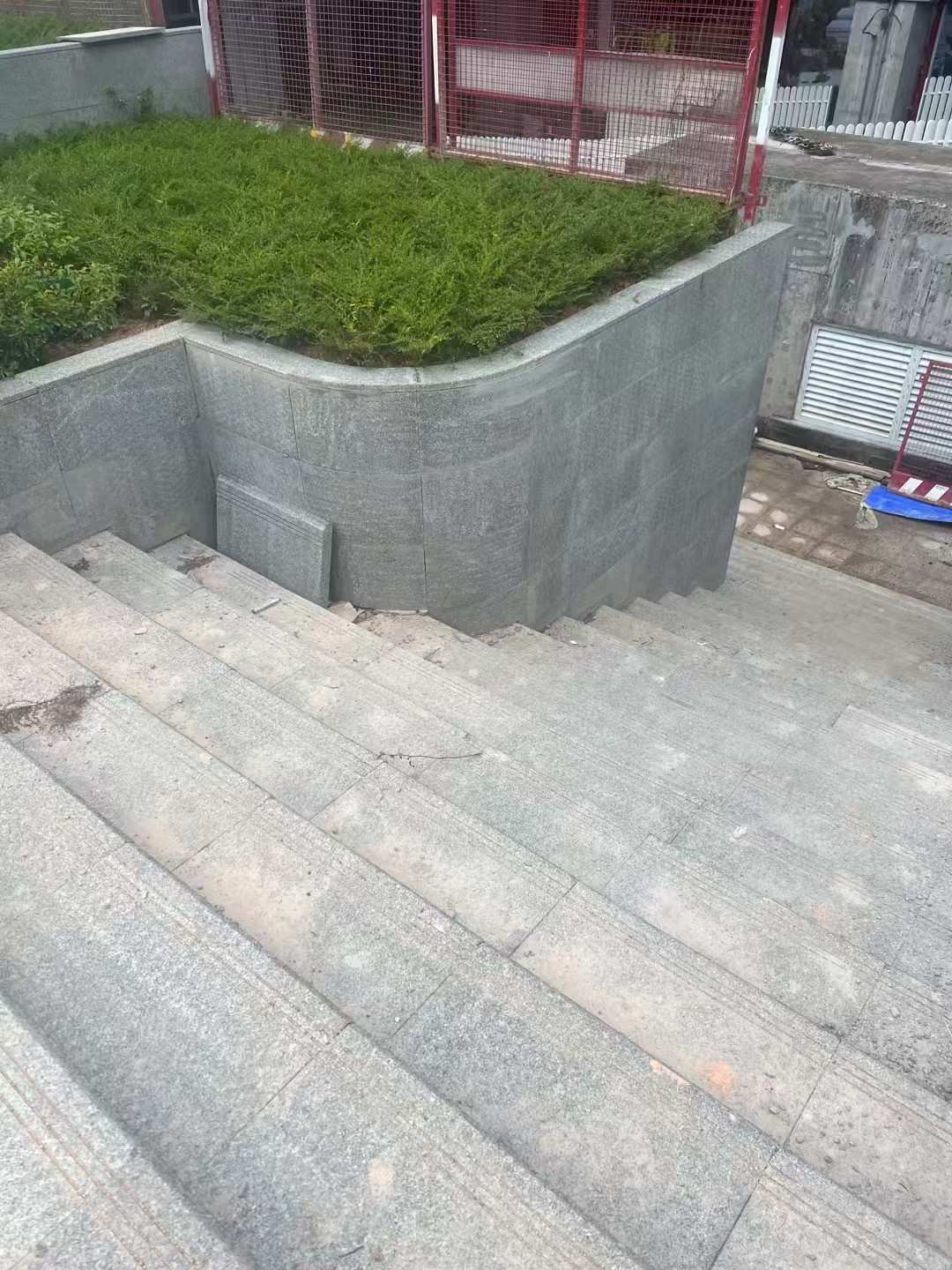 赣州 芝麻黑火烧面铺装案例