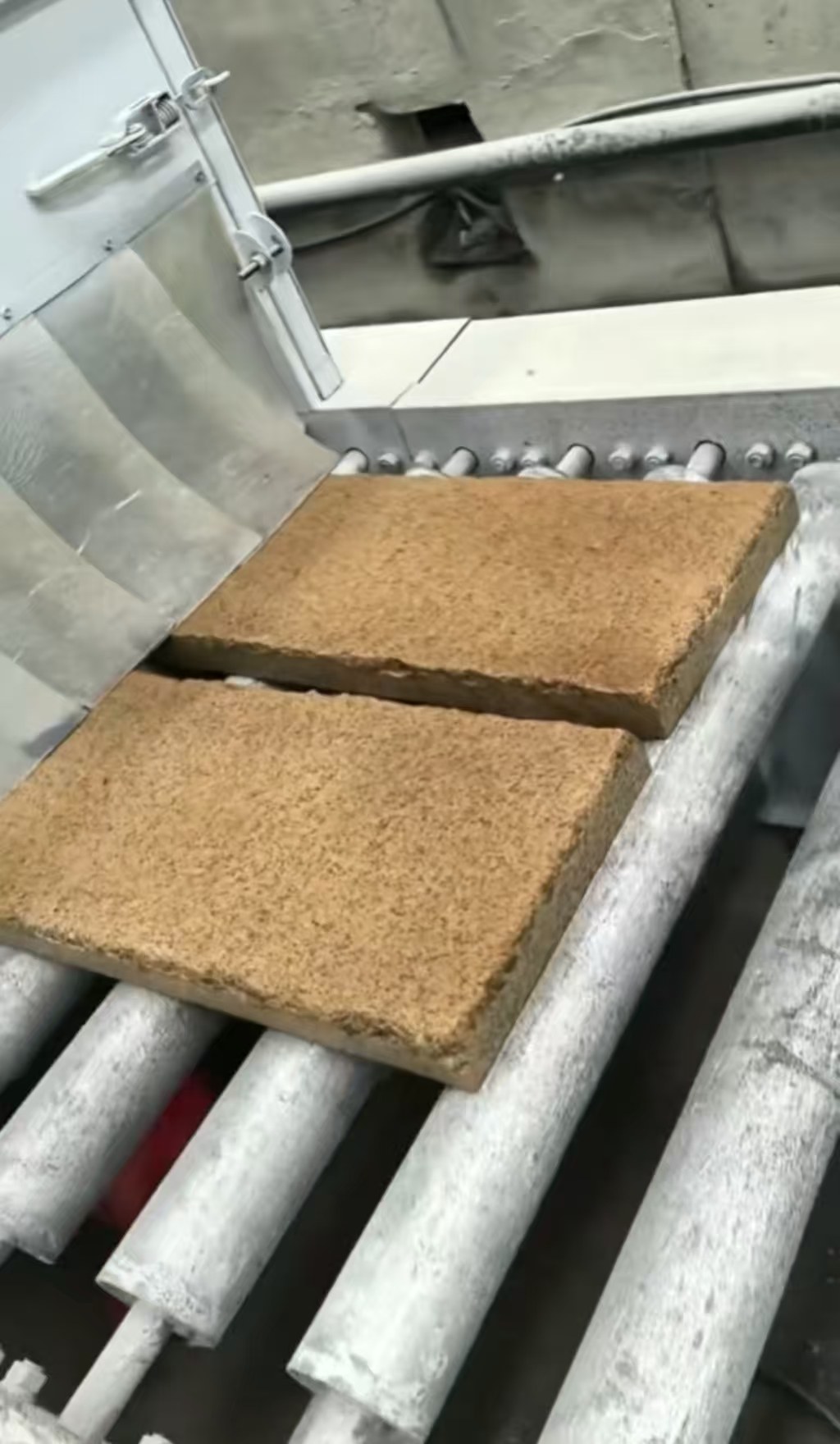 赣州 仿古石流水线生产，各种颜色可定制