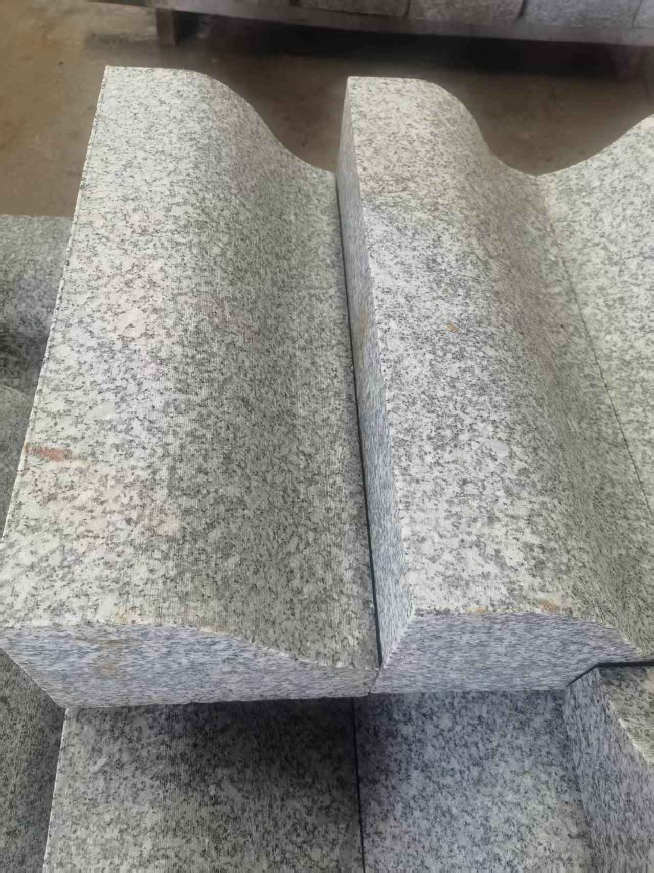 赣州芙蓉白S型拉丝面路沿石