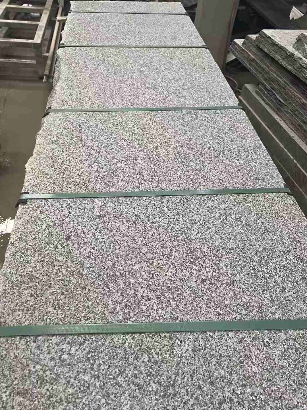 赣州 芝麻黑火烧面