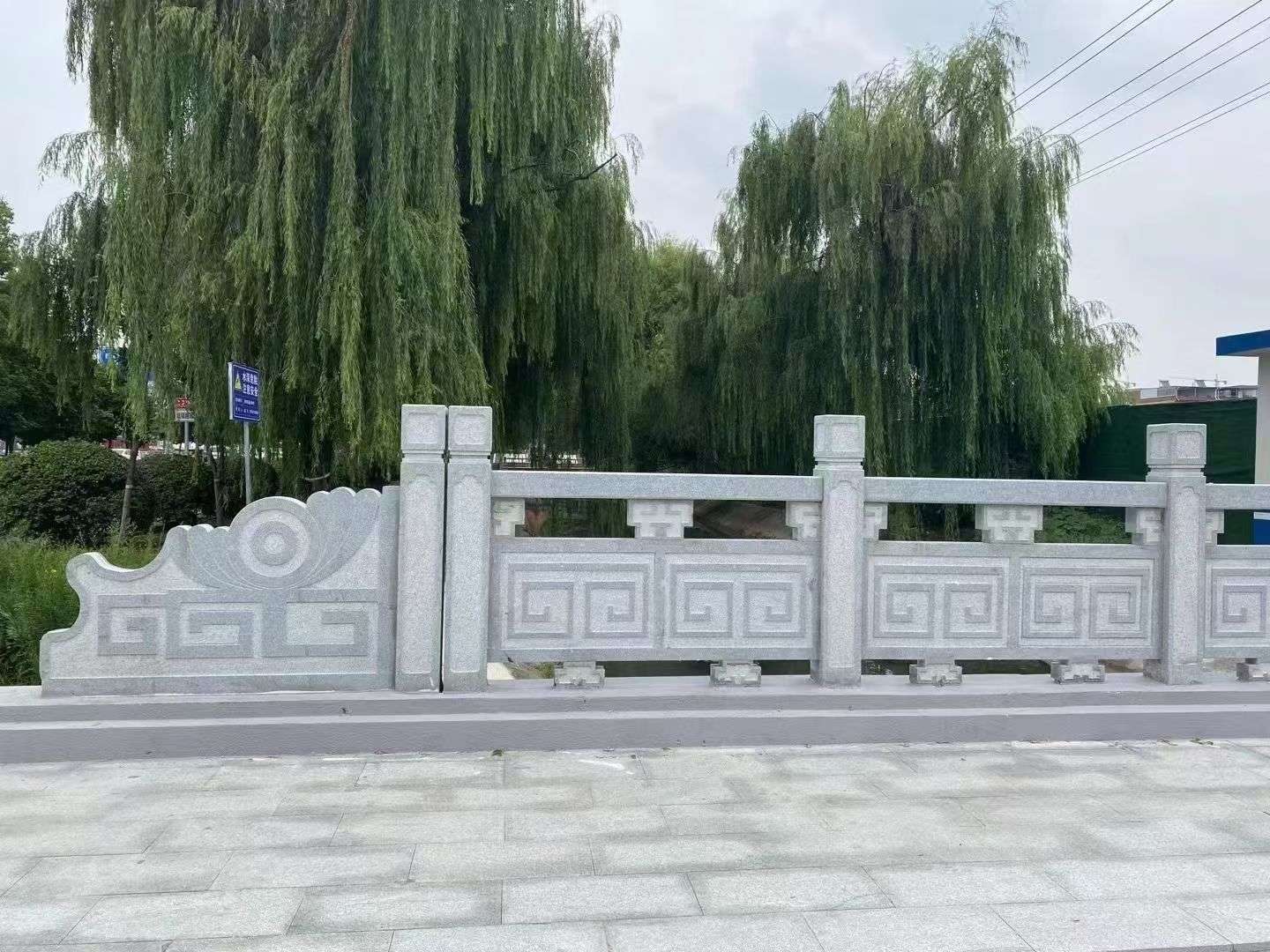 赣州 芝麻灰桥栏杆、河道栏杆安装效果