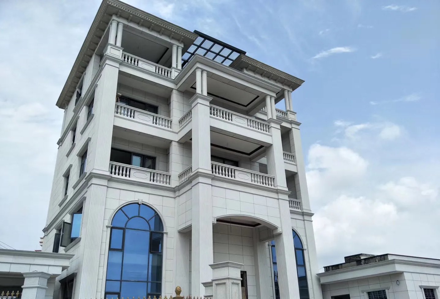 赣州芝麻白别墅干挂效果展示